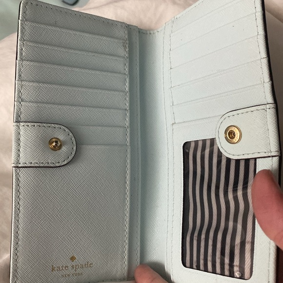 SOLD OUT KATE SPADE
Jackson Street Stacy Wallet In Misty Mist
$128 - Picture 11 of 15